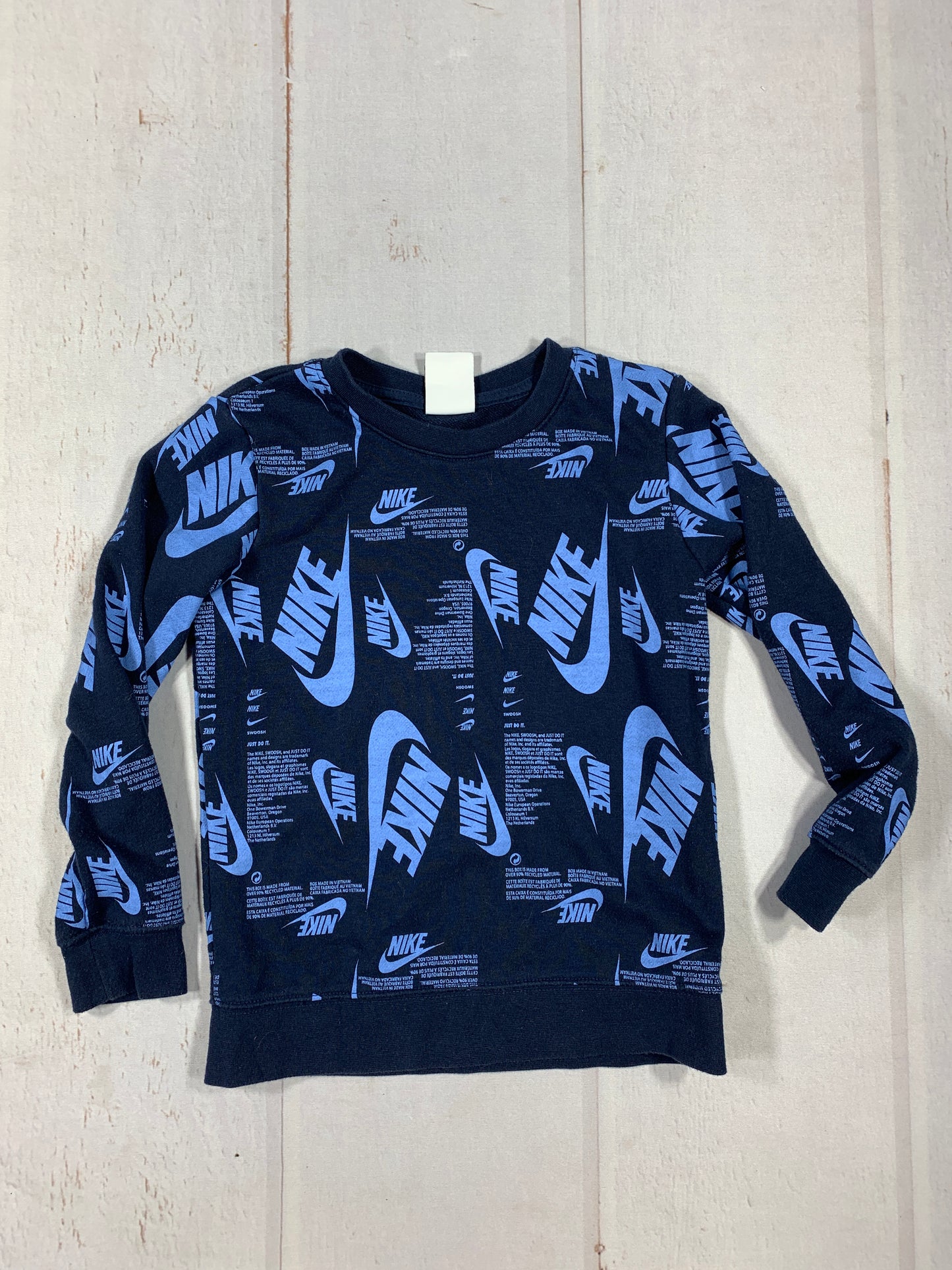 Nike Pull-Over size 7